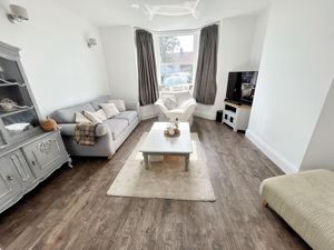 Lounge- click for photo gallery